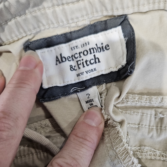 Tan capris - Picture 5 of 5